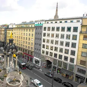 Living Hoher Markt Apartment