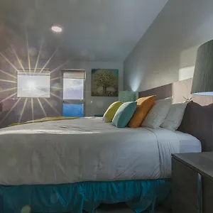 Turibanaplaza Palm Beach