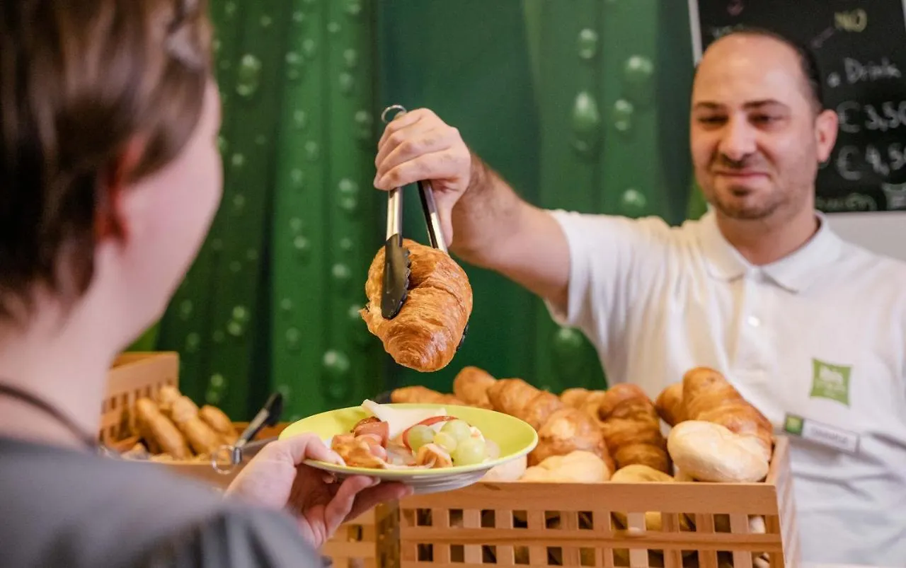 Ibis Styles Wien City 3*, Vienna
