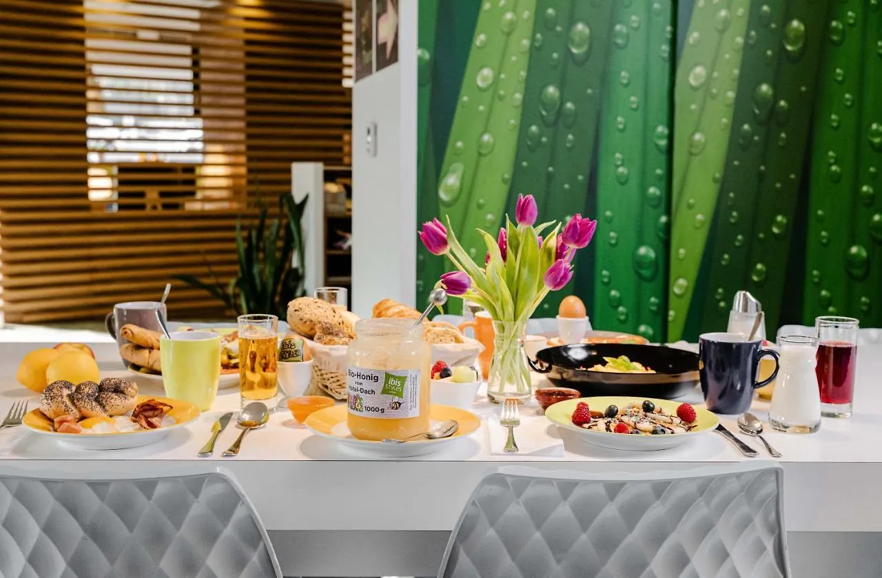 Ibis Styles Wien City 3*, Vienna